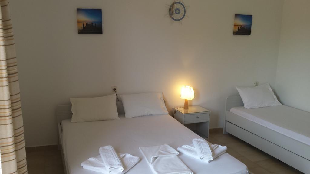 Rooms Leonidas Kíssamos Екстериор снимка